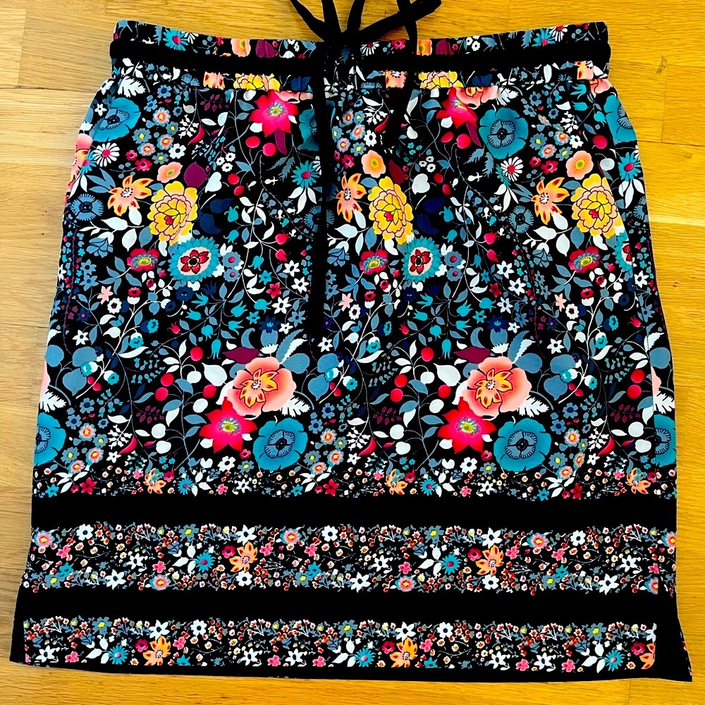 Chic Pink and Blue Tie Front Pencil Skirt
